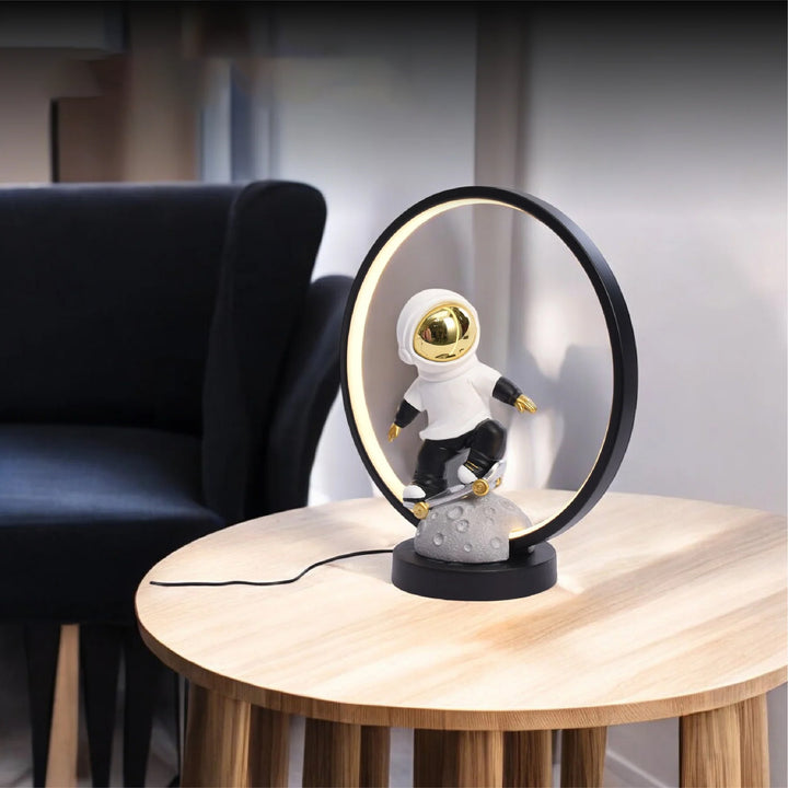 Resin Astronauts Table Lamp (Small)