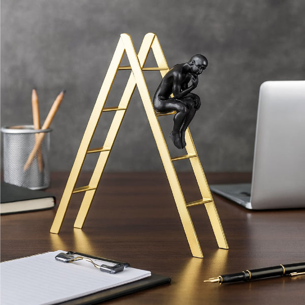 Sculptures & Figurines