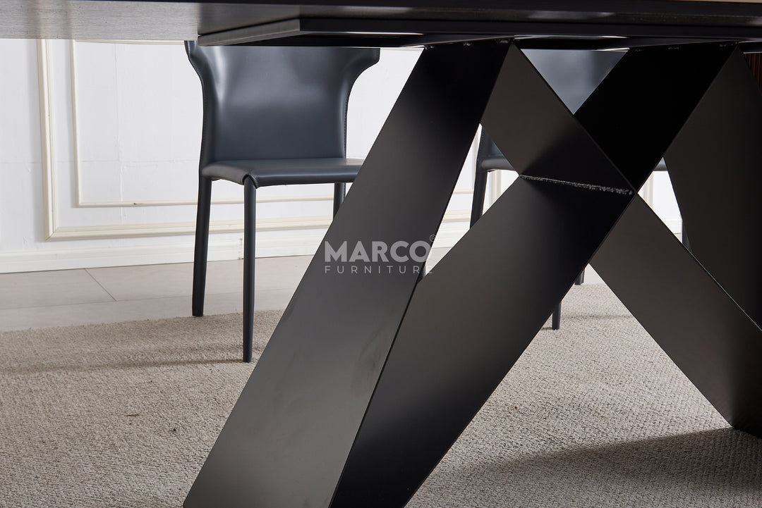 Geneva Cattelan Style Dining Table