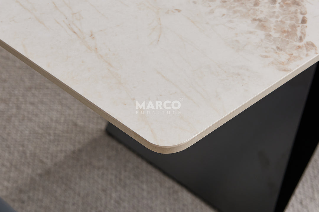 Geneva Cattelan Style Dining Table