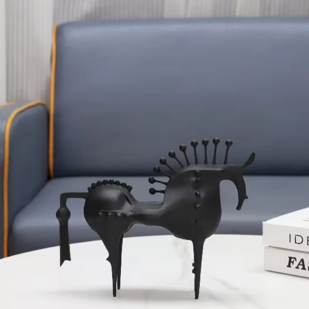 Nordic_metal_sculpture_