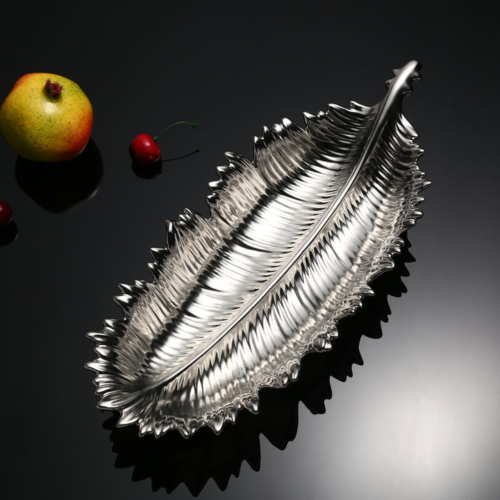 Silver Pineapple Leaf Decor